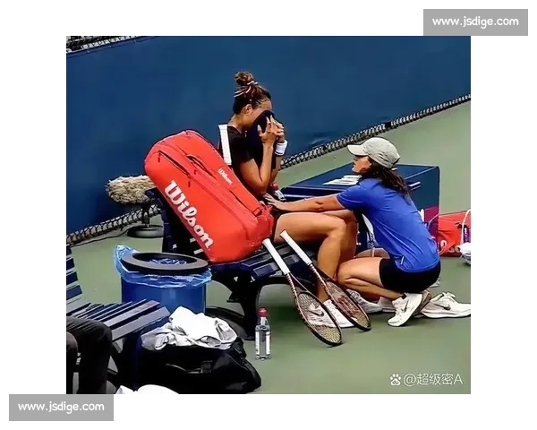 赛场之外：美网巨星们的场边趣事大公开！